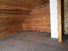 Viel Stauraum im Schlafzimmer Eltern